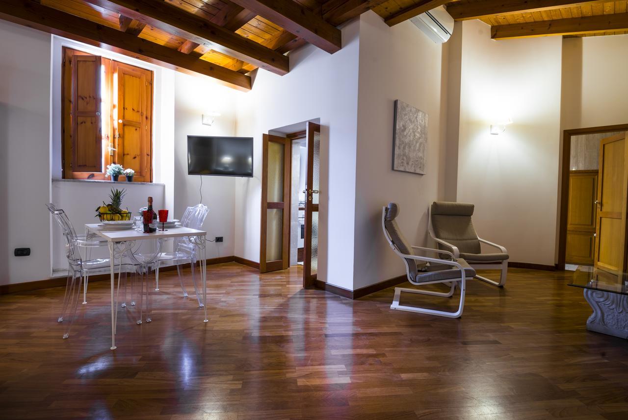 La Casa Di Ilde Al Duomo - Ortigia Holidays Syrakusa Exteriör bild